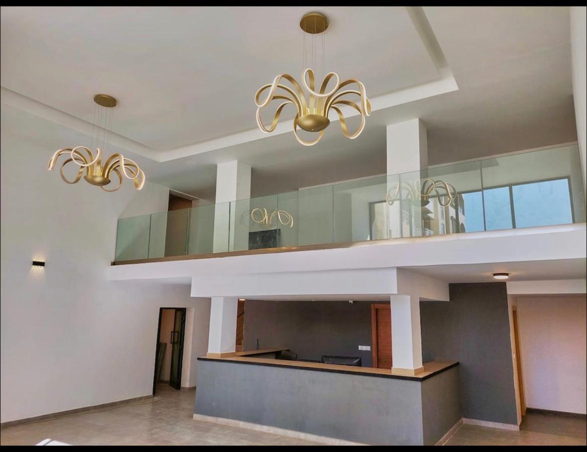 F4 - Chic - Piscine - Salle Fitness Ντακάρ Εξωτερικό φωτογραφία